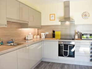Oven, dishwasher - 2 bedroom accommodation in Colwell, near Hexham (Colwell, near Hexham)