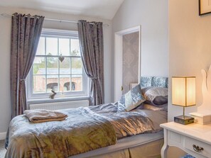 2 slaapkamers, reisbedje, gratis wifi, beddengoed