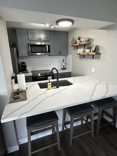 Newly remodeled 2 bedroom condo with beautiful lake view.