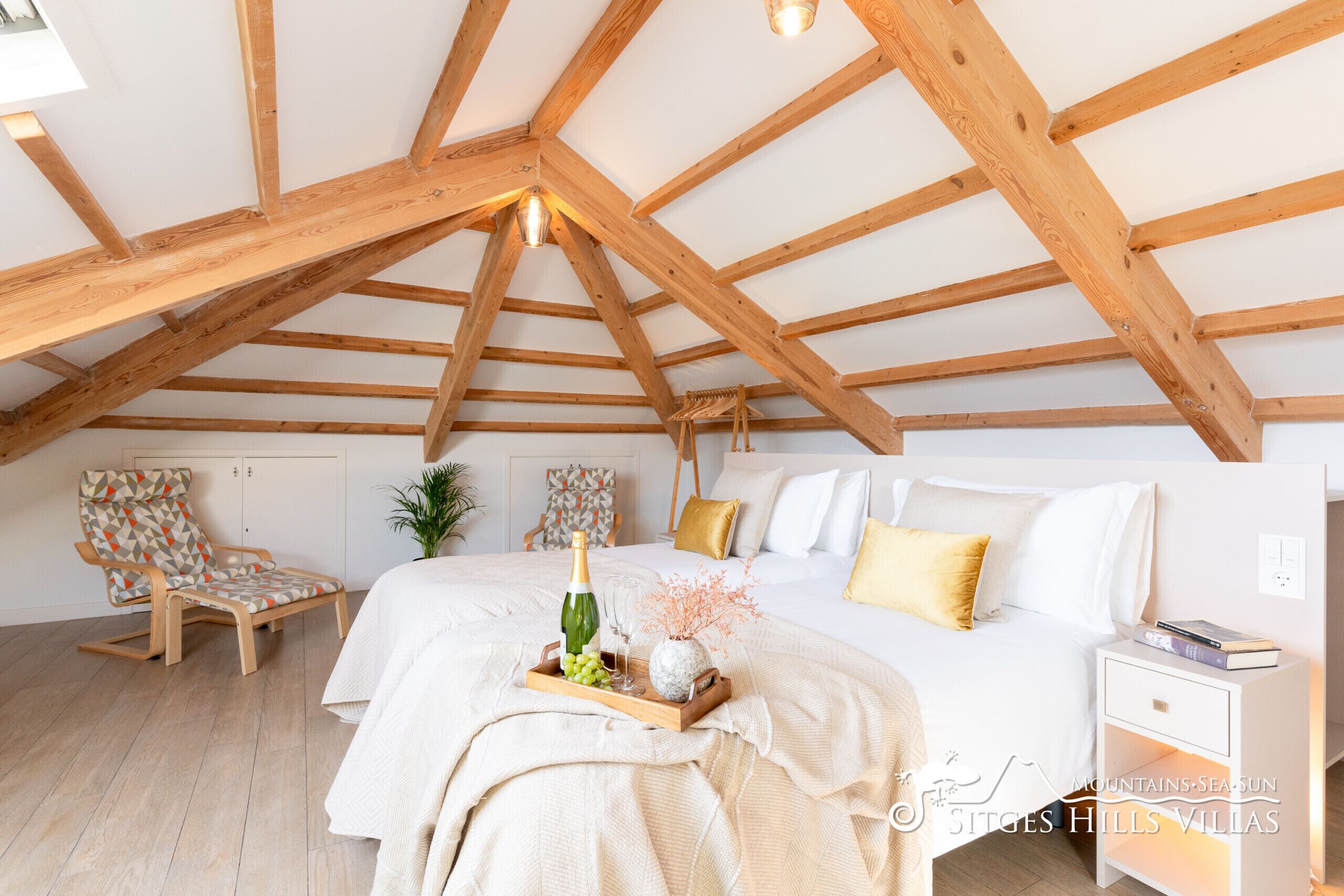 7 slaapkamers, een strijkplank/strijkijzer, reisbedje, gratis wifi