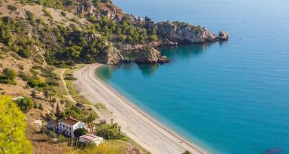 Villa Benizan Private Pool, Sea Views, A/C, WiFi