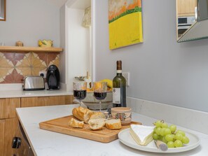 Lave-vaisselle, chaise haute