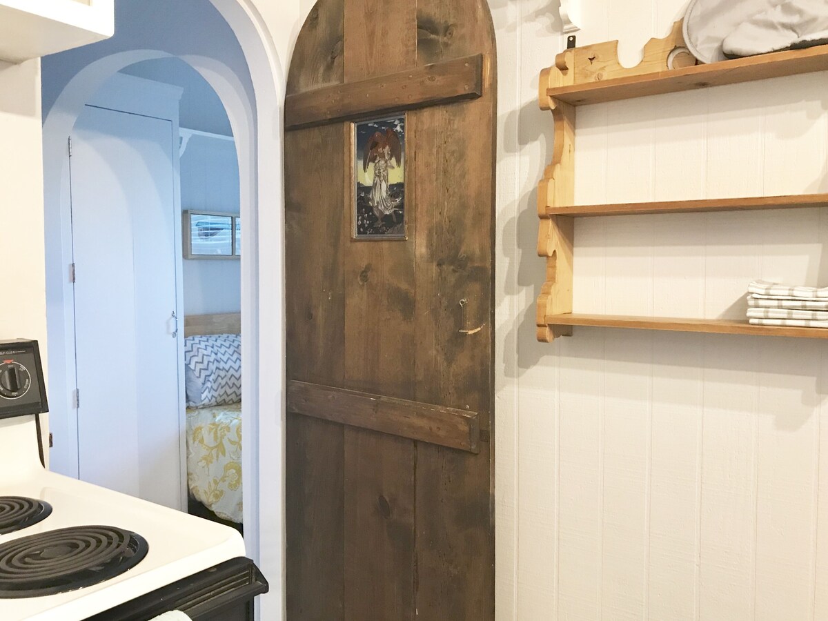 Photo 6 of The St Augustine Tiny House! Walk to everything in town
