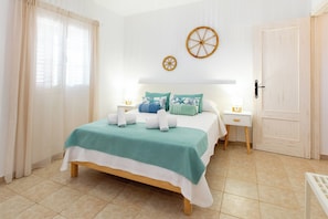3 bedrooms, WiFi, bed sheets