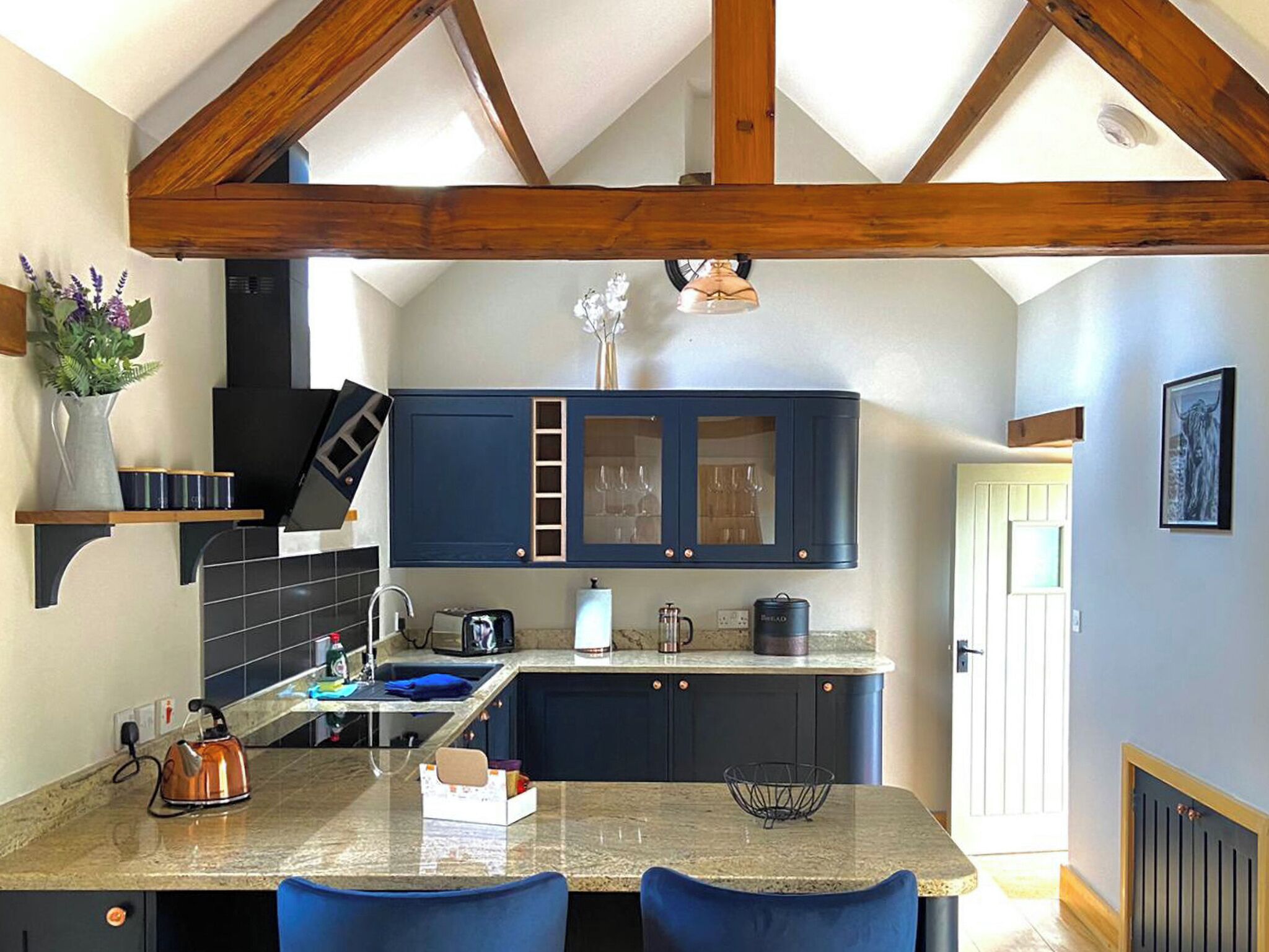 Lavavajillas y utensilios de cocina 