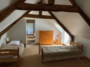 5 Schlafzimmer, kostenloses WLAN, Bettwäsche