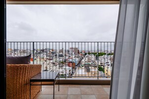 Camera Deluxe con 2 letti singoli, non fumatori | Vista balcone