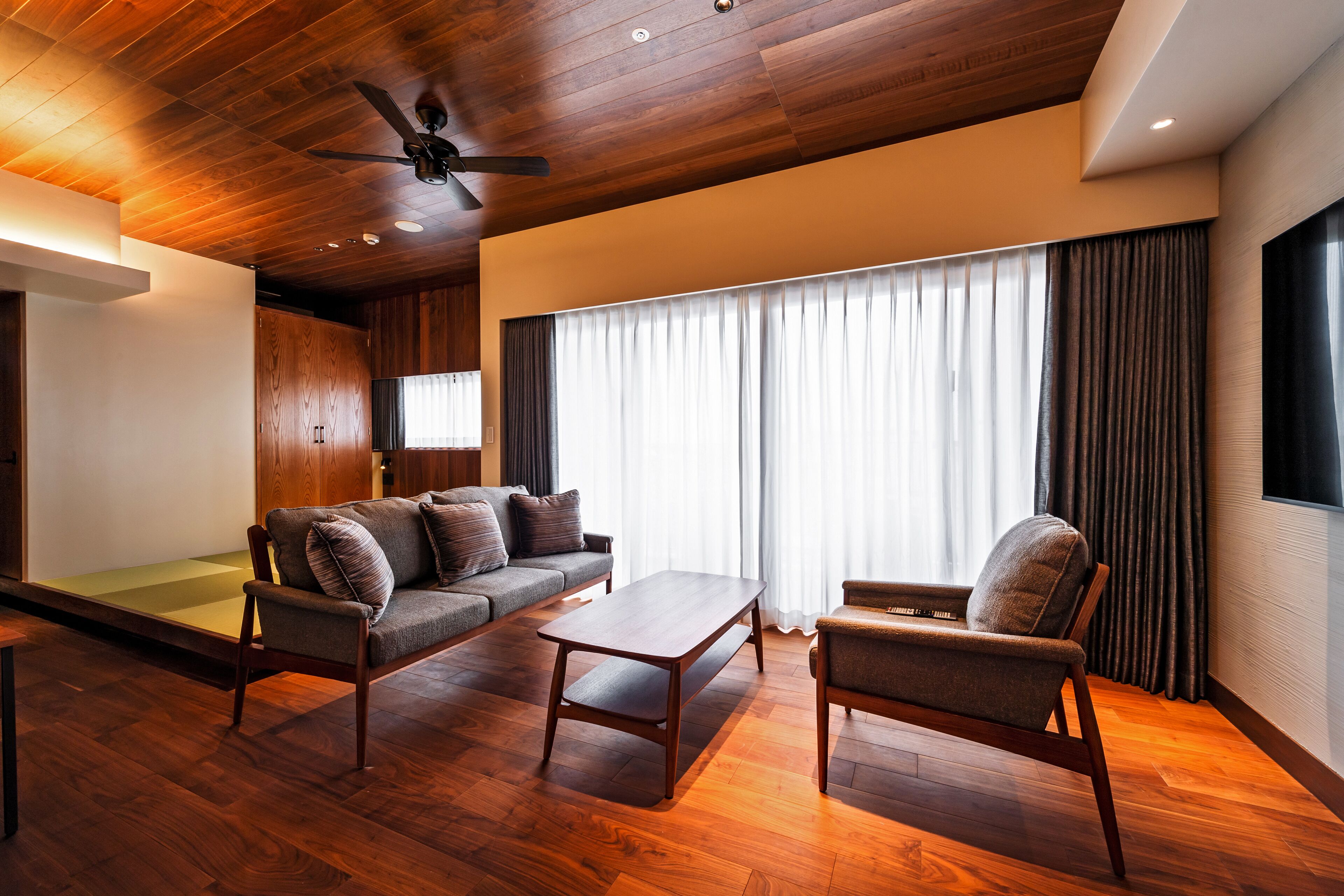 terrace suite room, non smoking | 1 bedroom, in-room safe, blackout curtains, iron/ironing board