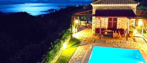 Villa | Pool | Outdoor pool