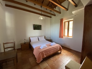 Villa | 2 Schlafzimmer, Bügeleisen/Bügelbrett, kostenloses WLAN, Bettwäsche
