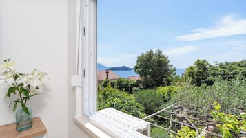 Apartment | Property grounds