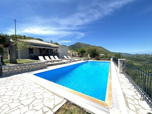 Villa | Pool