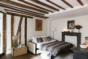 1 chambre, coffres-forts dans les chambres, bureau