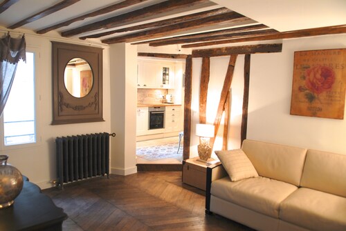 Ecrin Robespierre - Cosy & Romantic apartment with A/C in historical property
