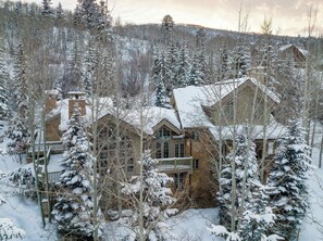 Exterior - NEWLY RENOVATED! Expansive 8,800 SF Luxury Home + Walkable to Beaver Creek Village + Hot Tub + Game Rooms (Beaver Creek)