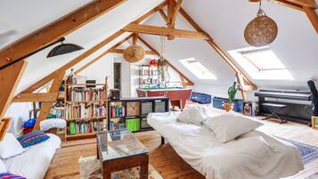 4 Schlafzimmer, Reisekinderbett, kostenloses WLAN, Bettwäsche