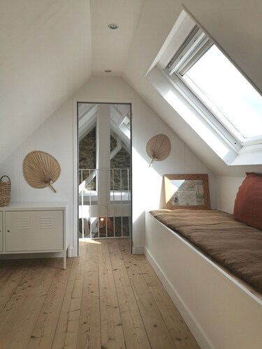 Villa Mathë" apartment, view of Roscoff harbour