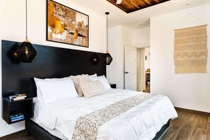 3 bedrooms, iron/ironing board, travel cot, free WiFi