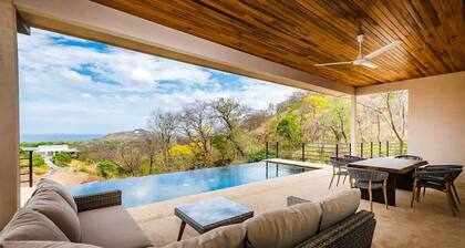 Casa Serena - Ocean View 3 BR House