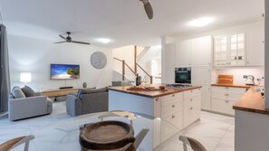 Interior - Yaringa 5 | Port Douglas (PORT DOUGLAS)