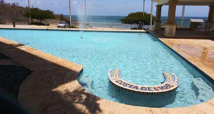 Costa del Mar 301A, a true beach getaway, WiFi, A/C, impressive views