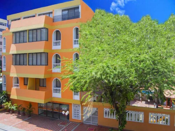Front of property - Hotel Edmar (Santa Marta)