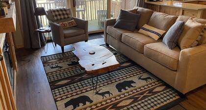 Cozy Clean Shanty Creek Schuss Mountain Condo Northern Michigan Short’s Bellaire