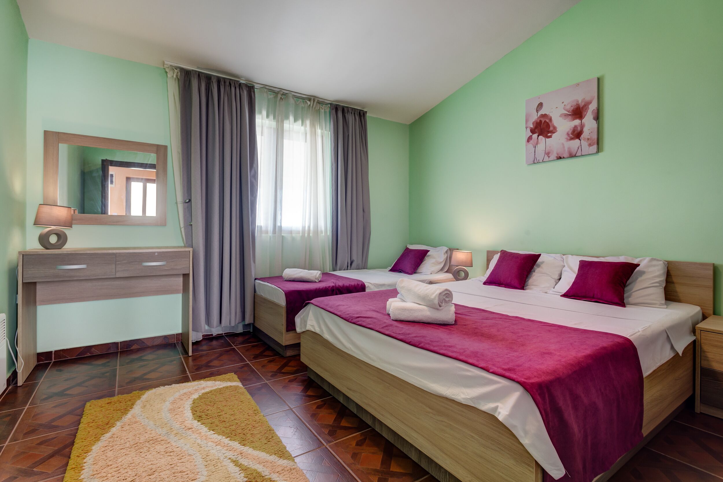 3 bedrooms, iron/ironing board, free WiFi, bed sheets