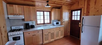 Superior Reflections Cabin 3