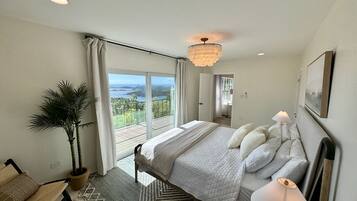 4 chambres, bureau, fer et planche Ă repasser, lit parapluie