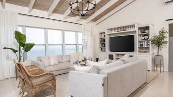 TV connectée, livres, chaßne hi-fi