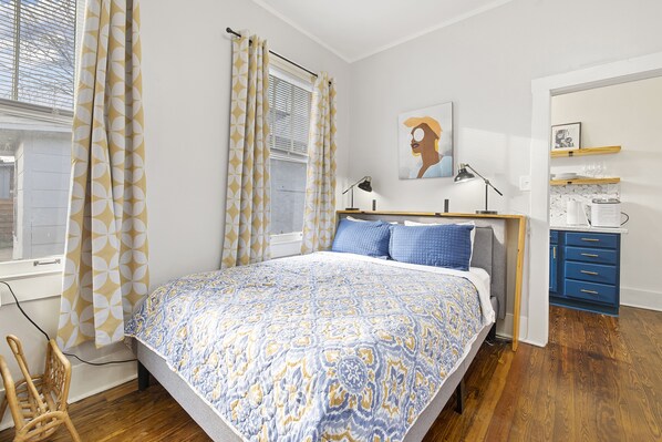 1 chambre, fer et planche Ă repasser, Wi-Fi, draps fournis