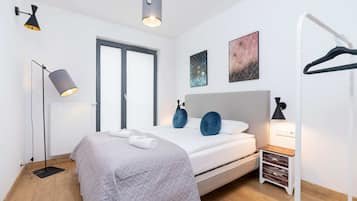 1 bedroom, iron/ironing board, travel cot, WiFi