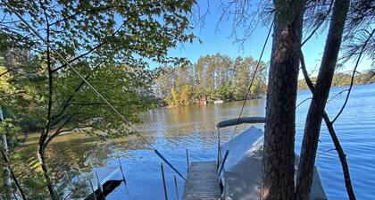 Northwoods waterfront Rhinelander Cabin getaway