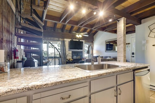 Townhome w/ Mtn View - Walk to Brian Head Lifts!