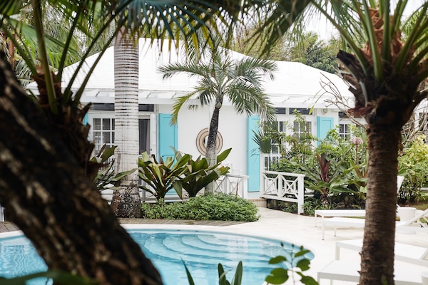 Piscine extérieure, piscine chauffée