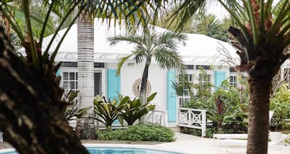 Sea Star – Private, Staffed, Luxury Jungle Compound – 10 Steps From The Beach