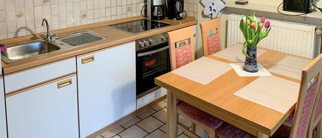 Microwave, oven, highchair