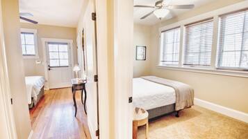 3 habitaciones, escritorio, wifi gratis y ropa de cama