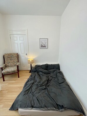 1 bedroom, iron/ironing board, bed sheets