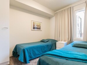 2 bedrooms