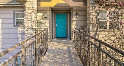 Walk-In Branson West Condo w/ Balcony, Pool Access