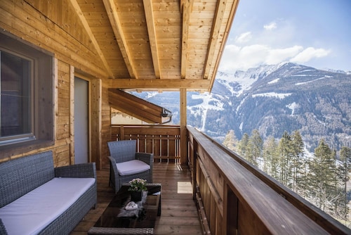 Ferienwohnung "Golserhof Sonne" im Ahrntal mit Blick auf die Berge