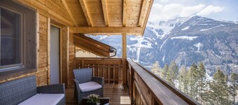 Vacation Apartment "Golserhof Sonne" in the Ahrntal Valley with Mountain View