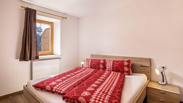 1 chambre, fer et planche Ă repasser, Wi-Fi gratuit, draps fournis