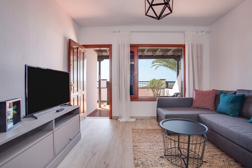 Holiday Home “Casa Ann” close to the Beach with Sea View