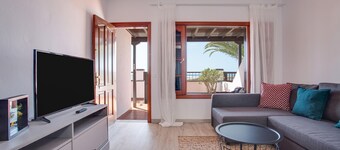 Holiday Home “Casa Ann” close to the Beach with Sea View