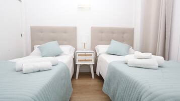 3 chambres, fer et planche à repasser, Wi-Fi gratuit, draps fournis