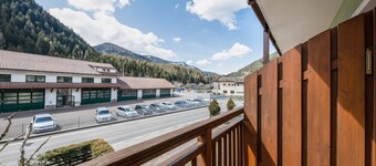 Holiday Apartment "Viola" with 2 Balconies & Mountain View
