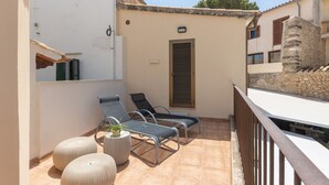 Property grounds - Holiday Home "Horta Den Menut" with Mountain Views, Pool, Wi-Fi, Garden & Terrace (Pollensa)